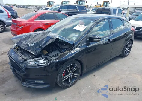 2017 Ford Focus St from USA, damaged, VIN 1FADP3L93HL303279